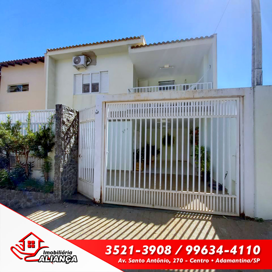 Casa com 2 Quartos e 1 Suíte à Venda no Centro em Adamantina