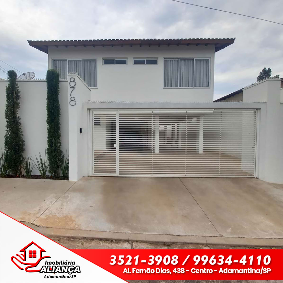 Casa a Venda com 4  Suítes em Adamantina